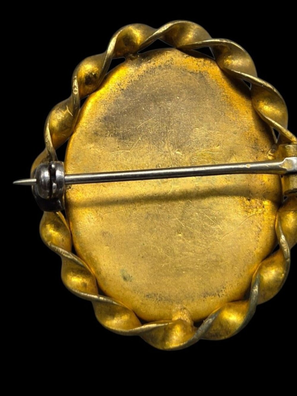Antique Victorian Cameo Brooch Glass Paste Profile Gold Gilt Twist Frame c. 1870 - Picture 2 of 13